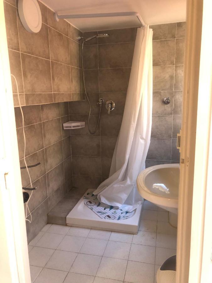 Rosy House Appartement Gaeta Buitenkant foto
